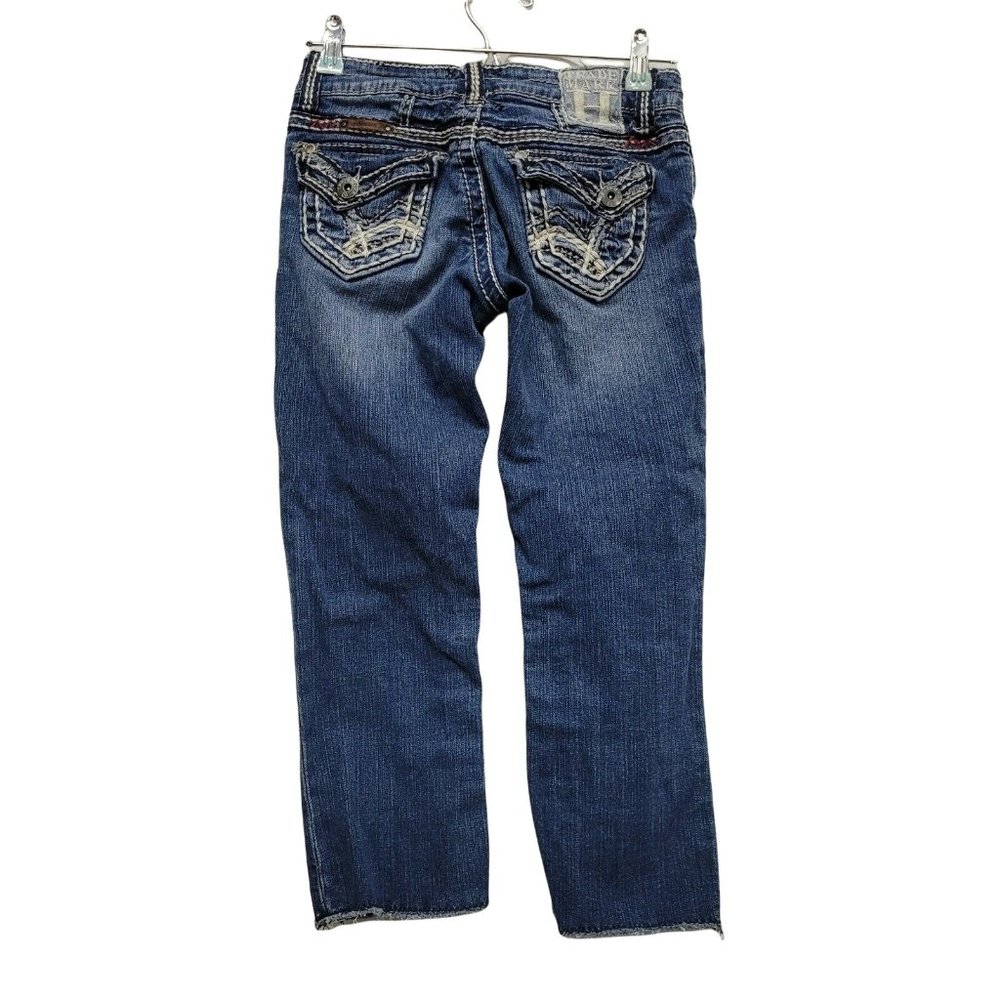 Trademark H Jean Capris Women Size 1/2 /26